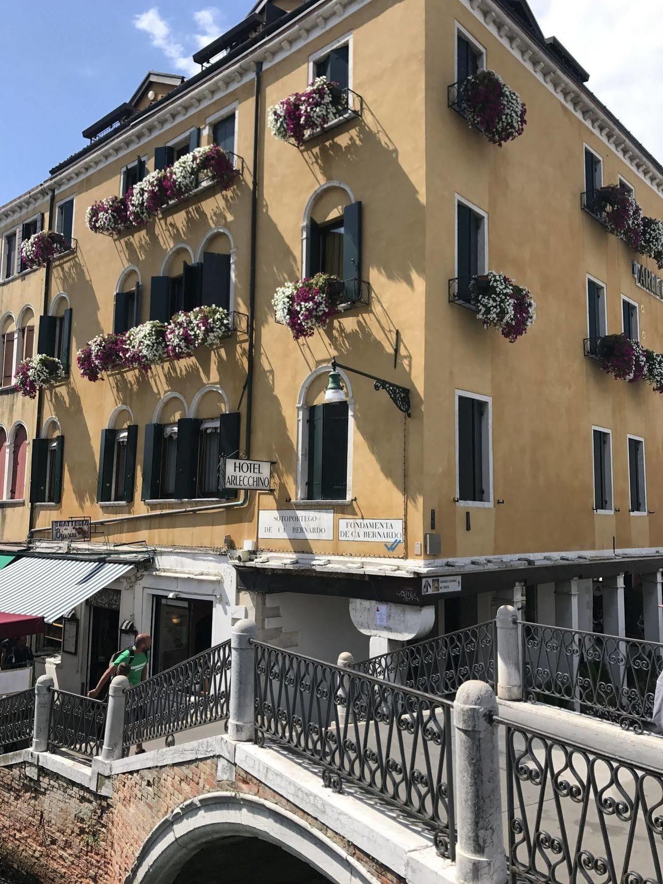 Hotel Arlecchino Venice Exterior photo